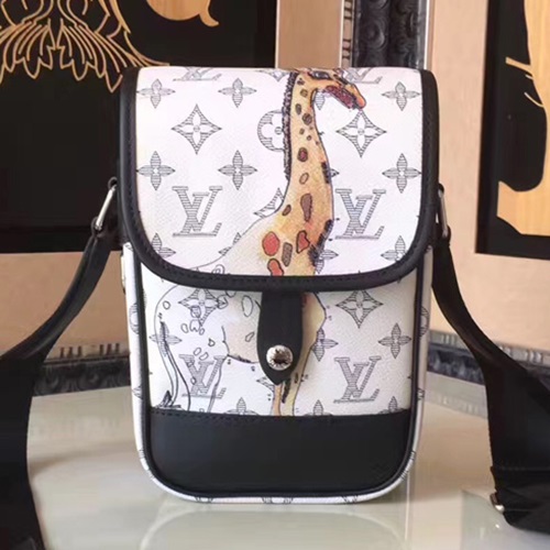 ルイヴィトンメンズクロスバッグM54253,