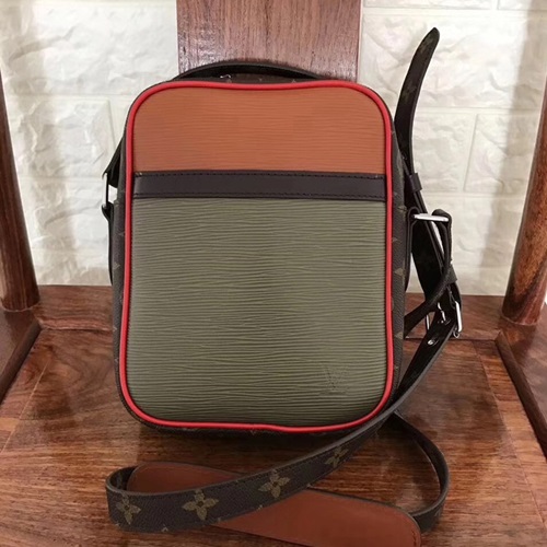 ルイヴィトンメンズクロスバッグV501,