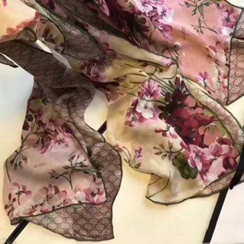 グッチレディース/ニットC028,B6