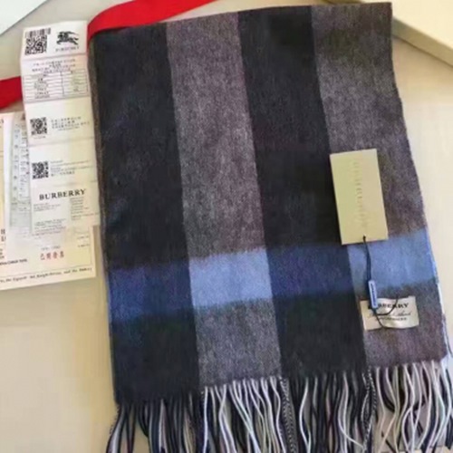 バーバリーレディース/ニットC052,B6