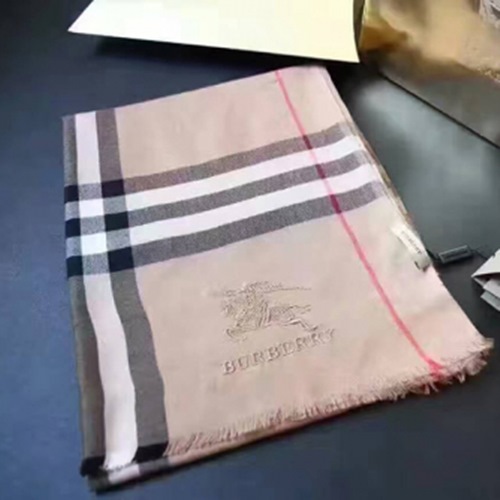 バーバリーレディース/ニットC053,B6