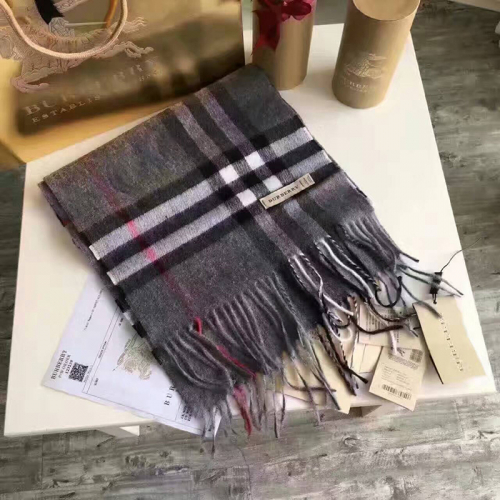 バーバリーレディース/ニットC057,B6