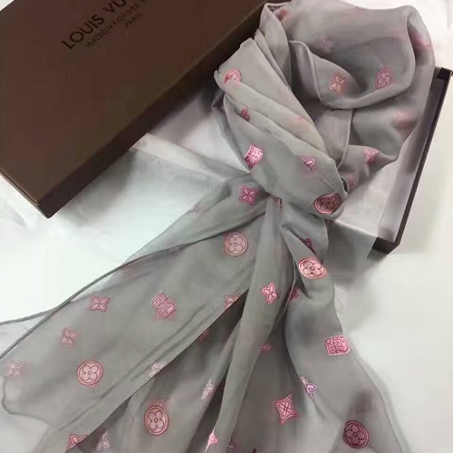 ルイヴィトンレディース/ニットC076,B6