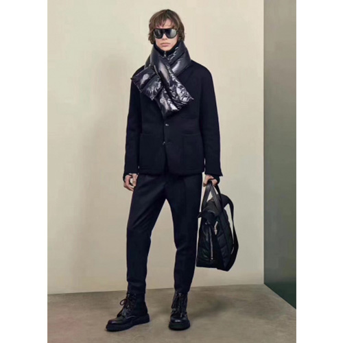 モンクレールユニセックスパディングニットC078,,