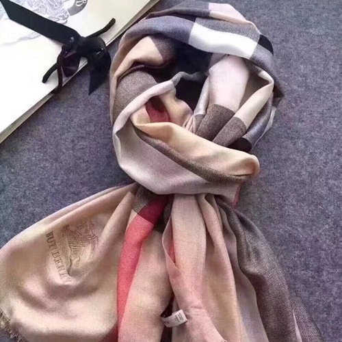 バーバリーユニセックスニットU003,,