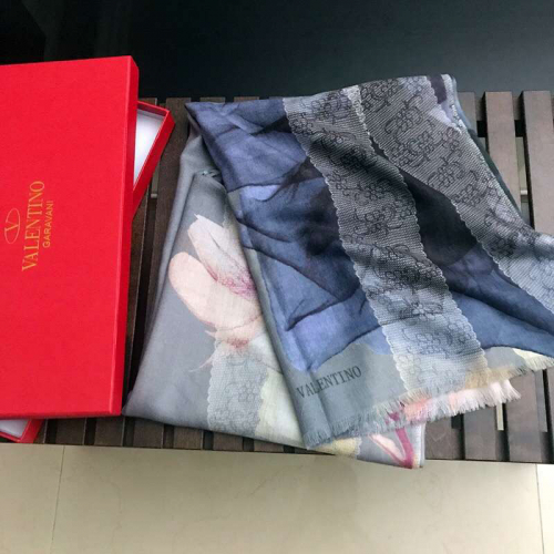 ヴァレンティノ2018レディースカシミヤニットL005,