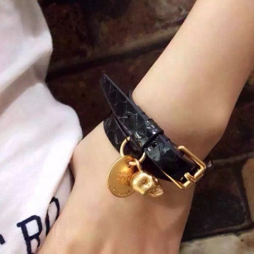 アレクサンダーマックイーンブレスレットQ004,,