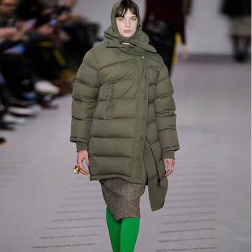 バレンシアガレディースパディングジャンパーl47