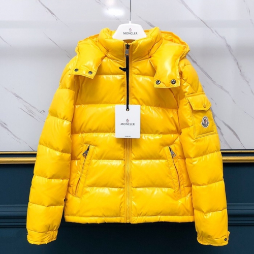 モンクレールメンズダウンパディングc0302.