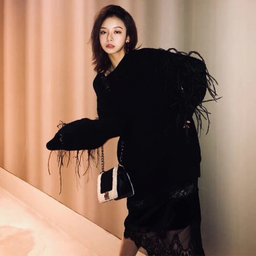 -ヴァレンティノレディースクルーネックセーターl128