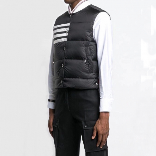 トムブラウンメンズパッチダウンパディングベストm0171ブラック