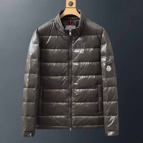 モンクレールメンズパッチモダンダウンパディングc0624カーキ