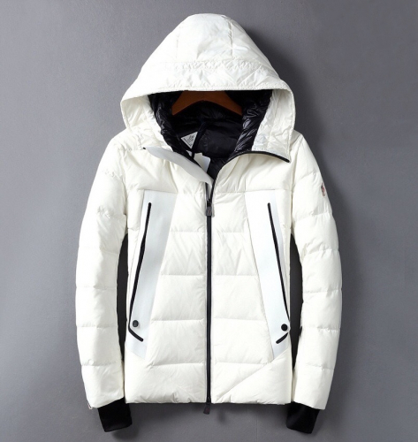 モンクレールメンズパッチモダンダウンパディングc06792(ブラック/ホワイト)