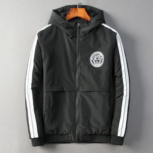 ヴェルサーチェメンズダウンパディングr0269.(m3).ブラック