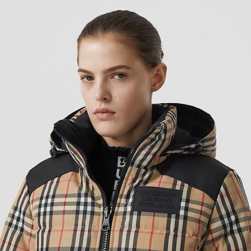 バーバリーレディース用ダウンパディングr01063キャメル