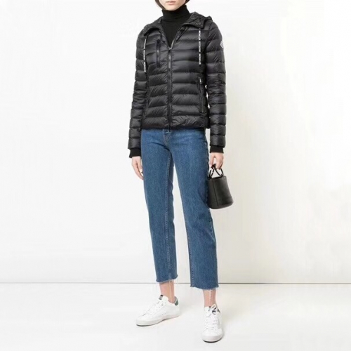 モンクレールレディースパッチモダンダウンパディングc07242(ブラック/ネイビー)