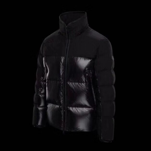 モンクレールメンズパッチモダンダウンパディングc0776.2(ブラック/ホワイト)