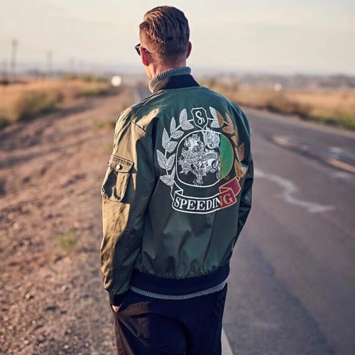 バーバリーメンズカジュアルダウンジャケットr01263.オリーブ