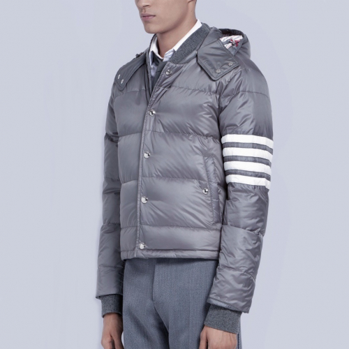 トムブラウンメンズクラシックダウンパディングo0355.グレー