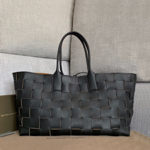 ,50ボッテガヴェネタアルコトートバッグショッパーバッグ,576828,B0389,50,ブラック