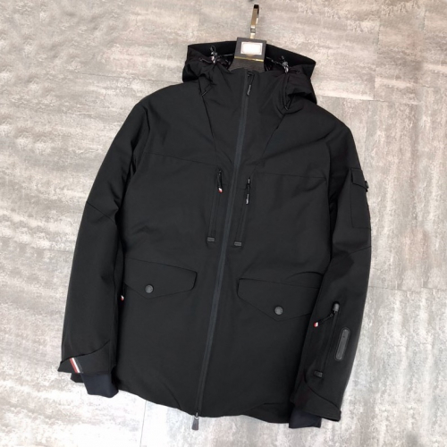 モンクレールメンズパッチモダンダウンパディングc0923.ブラック