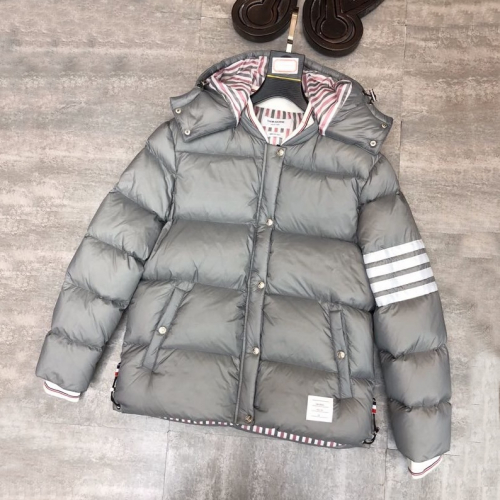 トムブラウンメンズクラシックダウンパディングo0365グレー