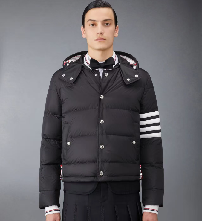 トムブラウンメンズクラシックグースダウンボンバージャケットo0366