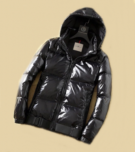 モンクレールメンズパッチモダンダウンパディングc0963ブラック