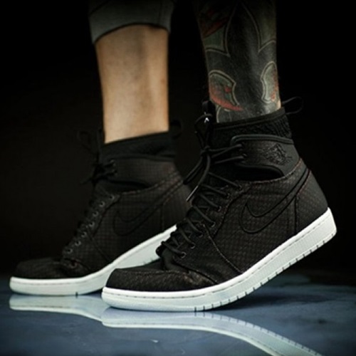 1ジョーダン1ナイキメンズランニングシューズ,S0215,,ブラック