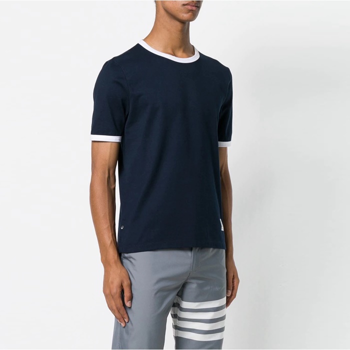 トムブラウンメンズラウンド半袖Tシャツo572