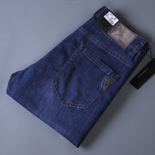 ヴェルサーチェヴェルサーチェメンズカジュアルデニムジーンズr0546ブルー