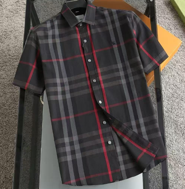 バーバリーバーバリーメンズクラシックカジュアルコットン半袖シャツr02197ブラック