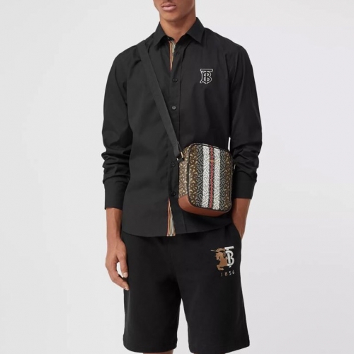 バーバリーバーバリーメンズヴィンテージベーシックコットンシャツr02337.ブラック