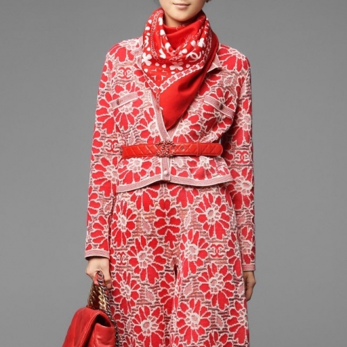 シャネルレディーストレンディネックカシミヤカーディガンl05732(ブルー/レッド)