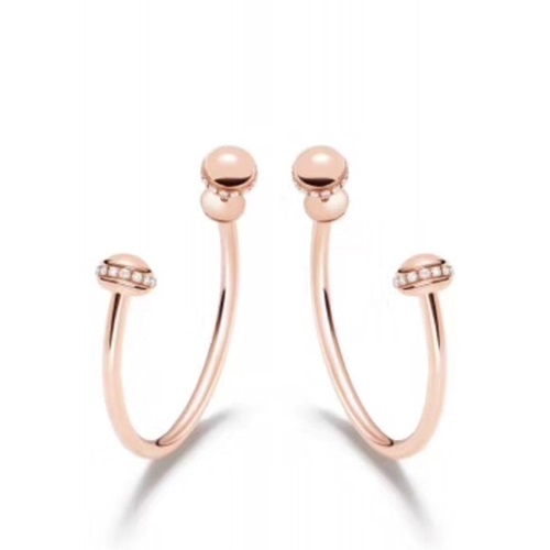 ピアジェレディースピアスC0176.(ゴールド,シルバー)