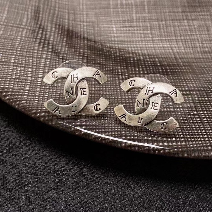 シャネルレディースピアスC0240.(シルバー)