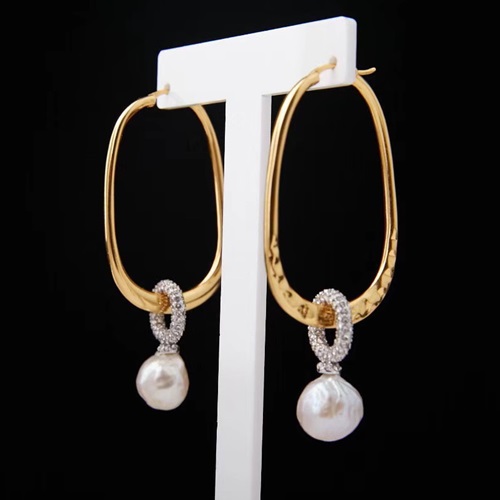 セリーヌレディースピアスC0252.(イエローゴールド)