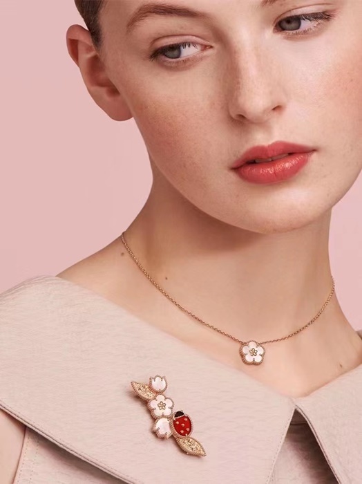 ヴァンクリーフ＆アーペルレディースネックレスC0298.(ゴールド)