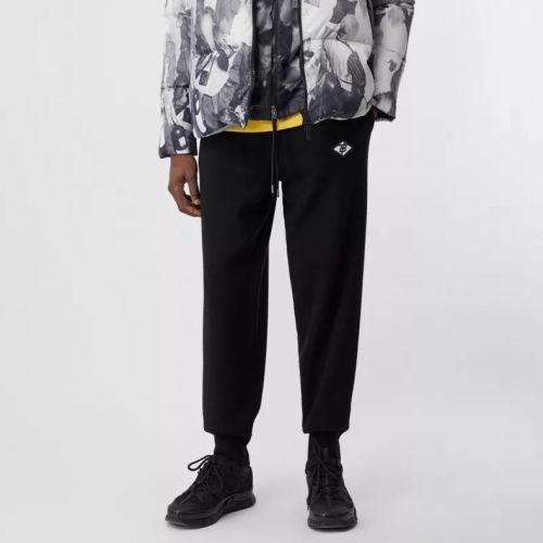 バーバリーバーバリーメンズビジネスクラシックトレーニングパンツr02831.ブラック