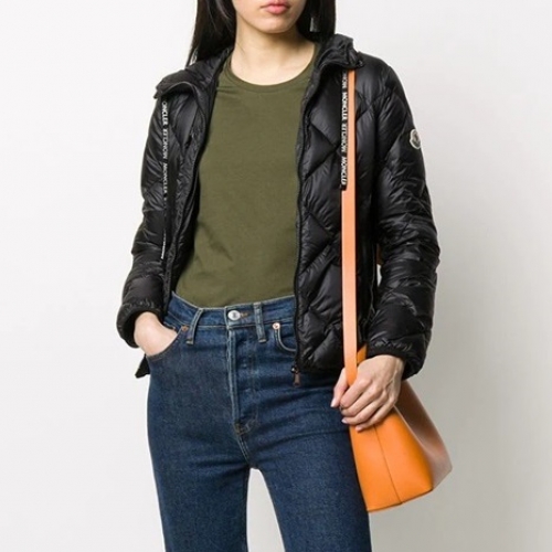 モンクレールモンクレールレディースパッチモダンダックダウンパディングc01882ブラック