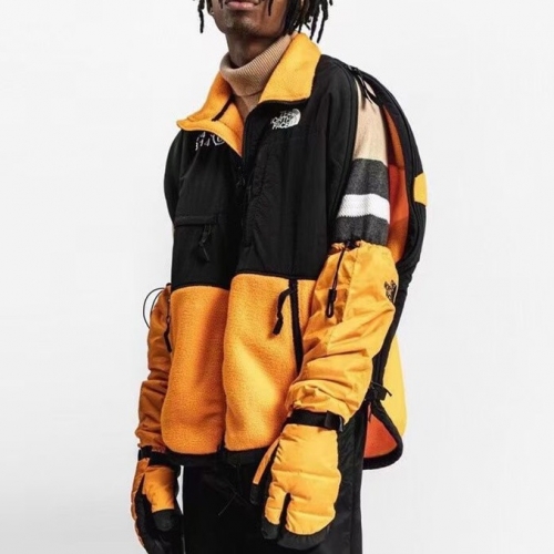 ザノースフェイスユニセックスダウンパディングベストr0180イエロー