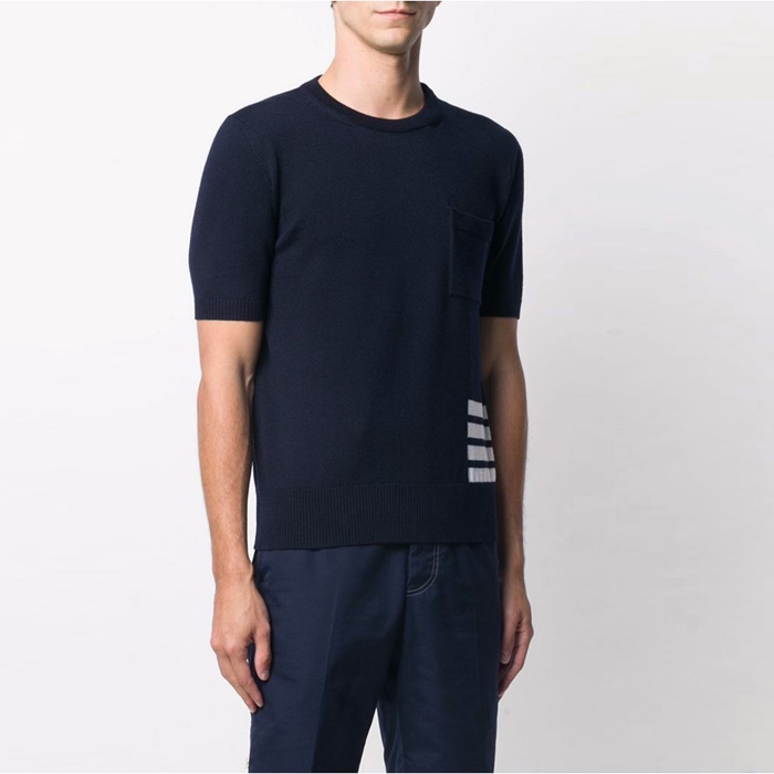 トムブラウンメンズラウンド半袖Tシャツo1256