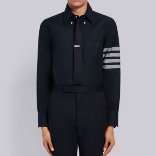 トムブラウンメンズストラップシャツm01321ネイビー