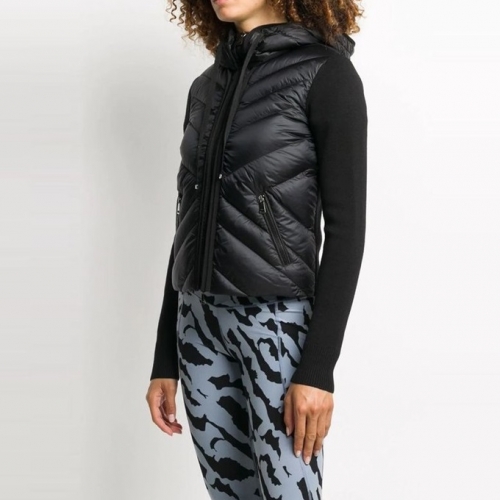 モンクレールレディースカジュアルダウンジャケットc02221ブラック
