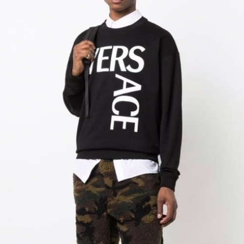 -ヴェルサーチェメンズメデューサクルーネック長袖Tシャツr0872.ブラック