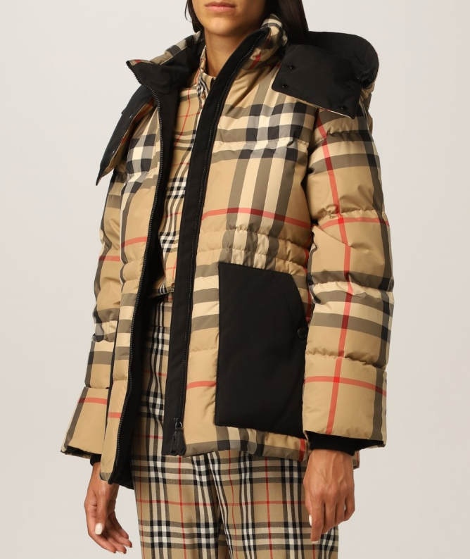 バーバリーレディースヴィンテージダックダウンパディングr04132ベージュ