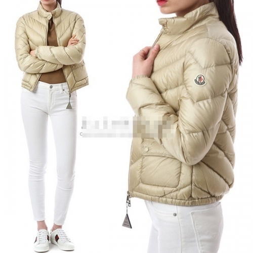 モンクレールレディースパッチモダンダウンショートパディングc02299ベージュ