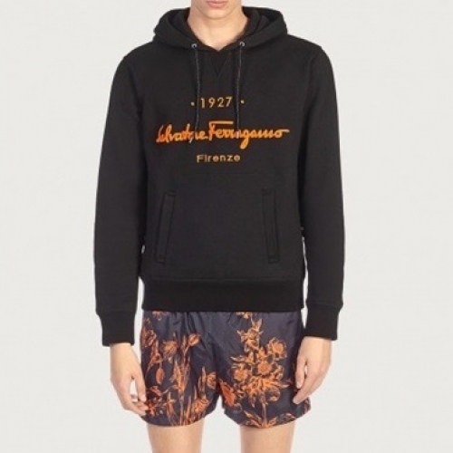 サルヴァトーレフェラガモメンズベーシックコットン半袖Tシャツr0331ブラック