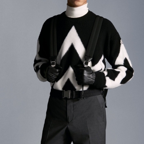 -モンクレールメンズレトロクルーネックセーターc02363ブラック