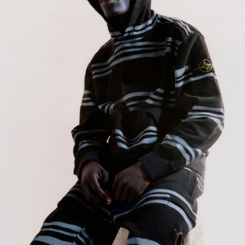 ストーンアイランドメンズコットンフーディo0391ブラック